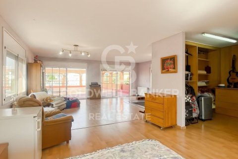 5 bedrooms house for sale in Llers, Girona, Catalonia, Spain № 5413 - photo 5