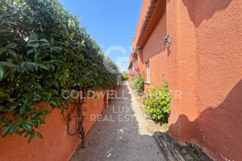 5 bedrooms house for sale in Llers, Girona, Catalonia, Spain № 5413 - photo 16