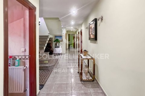 5 bedrooms house for sale in Llers, Girona, Catalonia, Spain № 5413 - photo 13