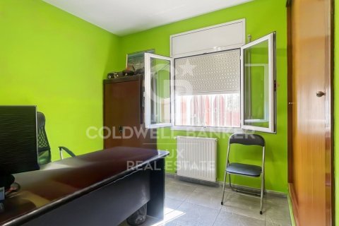 5 bedrooms house for sale in Llers, Girona, Catalonia, Spain № 5413 - photo 12