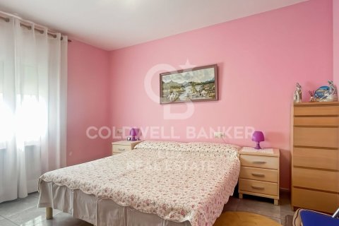 5 bedrooms house for sale in Llers, Girona, Catalonia, Spain № 5413 - photo 10