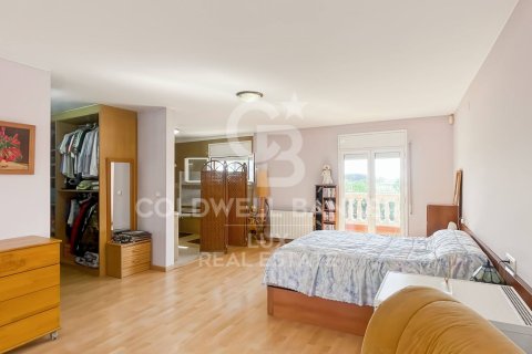 5 bedrooms house for sale in Llers, Girona, Catalonia, Spain № 5413 - photo 9