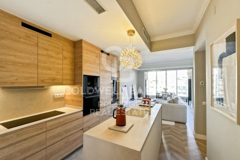 3 bedrooms apartment for sale in Barcelona, Catalonia, Spain № 5417 - photo 21