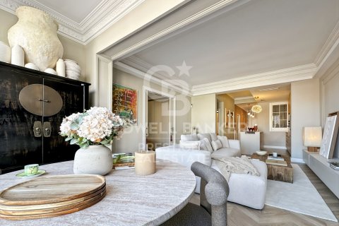 3 bedrooms apartment for sale in Barcelona, Catalonia, Spain № 5417 - photo 12