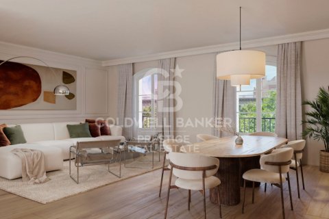 Apartamento de 4 dormitorios en venta en Barcelona, Cataluña, Spain № 5478