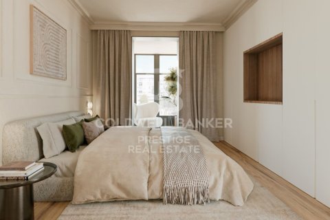 Apartamento de 4 dormitorios en venta en Barcelona, Cataluña, Spain № 5478 - foto 4