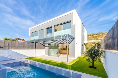 Villa de 5 dormitorios en venta en Sitges, Barcelona, Cataluña, Spain № 3996 - foto 2