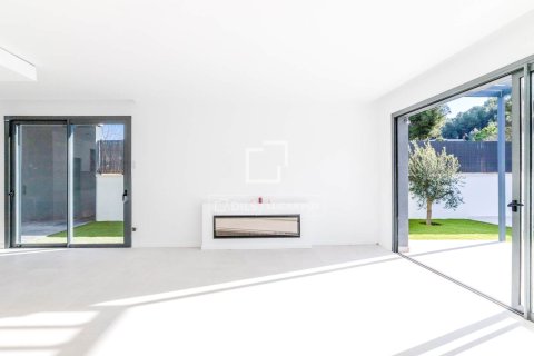 Villa de 5 dormitorios en venta en Sitges, Barcelona, Cataluña, Spain № 3996 - foto 4