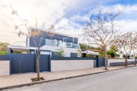 Villa de 5 dormitorios en venta en Sitges, Barcelona, Cataluña, Spain № 3996 - foto 29