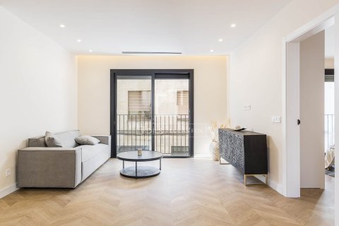 2 chambres apartment à vendre à Barcelona, Catalonia, Spain № 3993 - photo 3