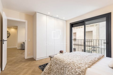 2 chambres apartment à vendre à Barcelona, Catalonia, Spain № 3993 - photo 15