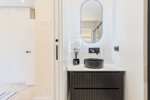 2 chambres apartment à vendre à Barcelona, Catalonia, Spain № 3993 - photo 24