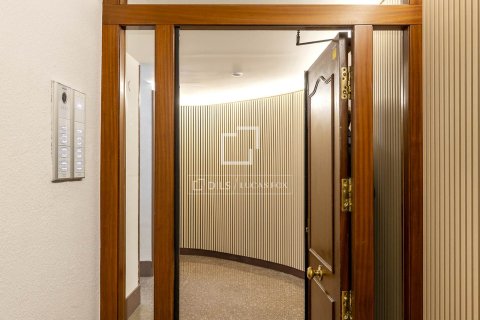 2 bedrooms apartment for sale in Barcelona, Catalonia, Spain № 3994 - photo 21