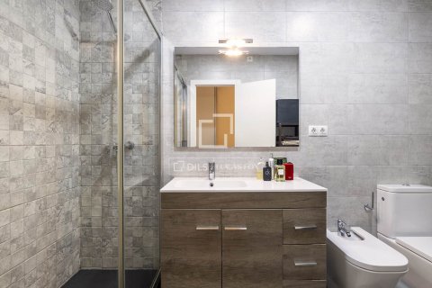 2 bedrooms apartment for sale in Barcelona, Catalonia, Spain № 3994 - photo 11