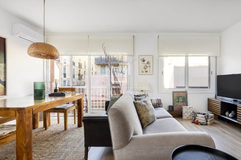 2 bedrooms apartment for sale in Barcelona, Catalonia, Spain № 3994