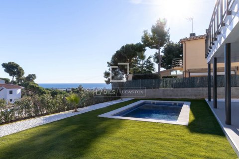 4 bedrooms villa for sale in Cabrils, Barcelona, Catalonia, Spain № 4083 - photo 2