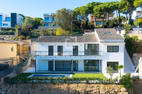 4 bedrooms villa for sale in Cabrils, Barcelona, Catalonia, Spain № 4083