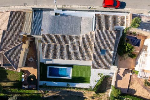 4 bedrooms villa for sale in Cabrils, Barcelona, Catalonia, Spain № 4083 - photo 26
