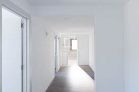 4 bedrooms villa for sale in Cabrils, Barcelona, Catalonia, Spain № 4083 - photo 17