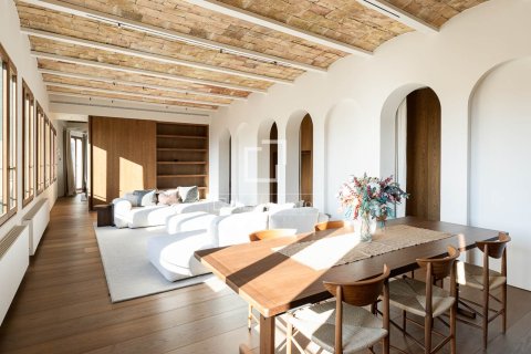 2 bedrooms apartment for sale in Barcelona, Catalonia, Spain № 4082