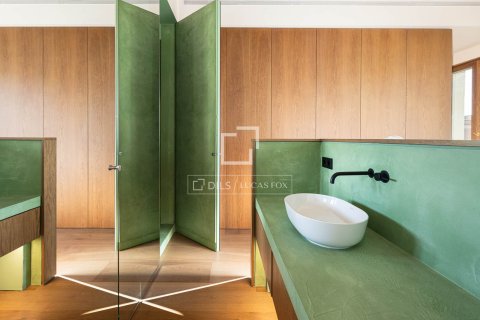 2 bedrooms apartment for sale in Barcelona, Catalonia, Spain № 4082 - photo 13