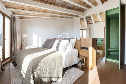 2 bedrooms apartment for sale in Barcelona, Catalonia, Spain № 4082 - photo 11