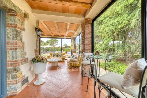 5 bedrooms villa for sale in Peralada, Girona, Catalonia, Spain № 6013 - photo 12