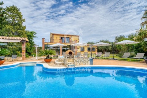 5 bedrooms villa for sale in Peralada, Girona, Catalonia, Spain № 6013 - photo 4