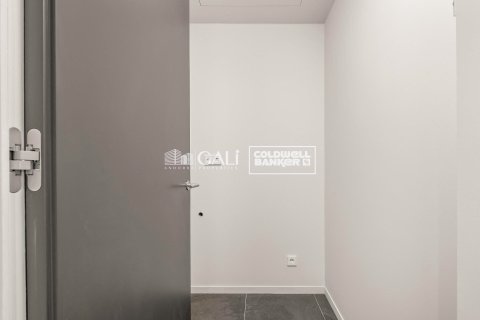 2 bedrooms apartment for sale in Principado De Andorra (Ninguna Poblacion Tiene C.P.), Lleida, Catalonia, Spain № 6012 - photo 20