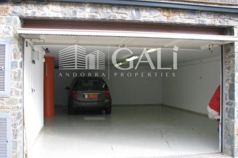 6 bedrooms villa for sale in Principado De Andorra (Ninguna Poblacion Tiene C.P.), Lleida, Catalonia, Spain № 6018 - photo 19
