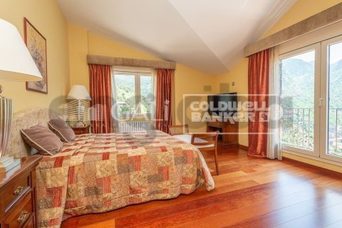 6 bedrooms villa for sale in Principado De Andorra (Ninguna Poblacion Tiene C.P.), Lleida, Catalonia, Spain № 6018 - photo 9
