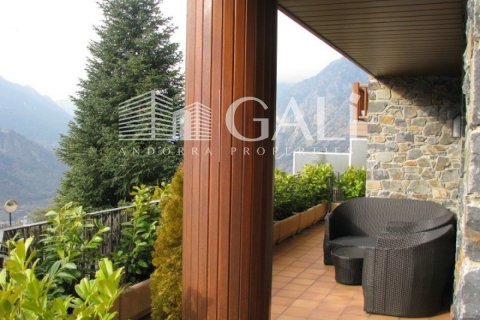 6 bedrooms villa for sale in Principado De Andorra (Ninguna Poblacion Tiene C.P.), Lleida, Catalonia, Spain № 6018 - photo 2