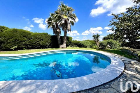 5 bedrooms house for sale in Corbera de Llobregat, Barcelona, Catalonia, Spain № 4898