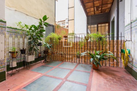 4 bedrooms apartment for sale in Barcelona, Catalonia, Spain № 8767 - photo 4