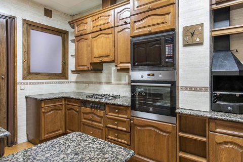 Apartamento de 3 dormitorios en venta en Barcelona, Cataluña, Spain № 8753 - foto 8
