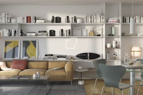 4 bedrooms apartment for sale in Barcelona, Catalonia, Spain № 8732 - photo 4