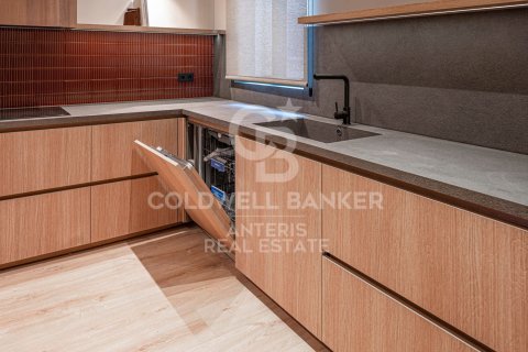 4 bedrooms apartment for sale in Barcelona, Catalonia, Spain № 7765 - photo 22