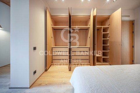 4 bedrooms apartment for sale in Barcelona, Catalonia, Spain № 7765 - photo 2