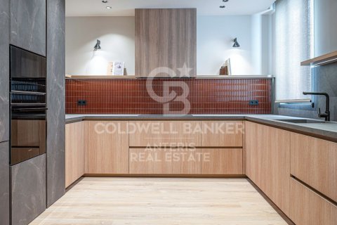 4 bedrooms apartment for sale in Barcelona, Catalonia, Spain № 7765 - photo 25