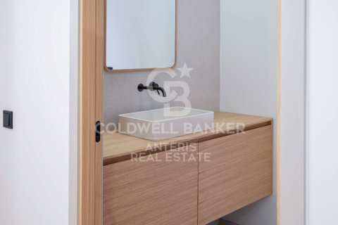 4 bedrooms apartment for sale in Barcelona, Catalonia, Spain № 7765 - photo 9