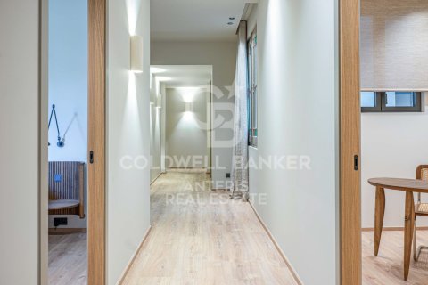 4 bedrooms apartment for sale in Barcelona, Catalonia, Spain № 7765 - photo 17
