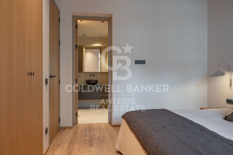 3 bedrooms apartment for sale in Barcelona, Catalonia, Spain № 7764 - photo 11