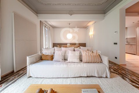 3 bedrooms apartment for sale in Barcelona, Catalonia, Spain № 7764 - photo 7