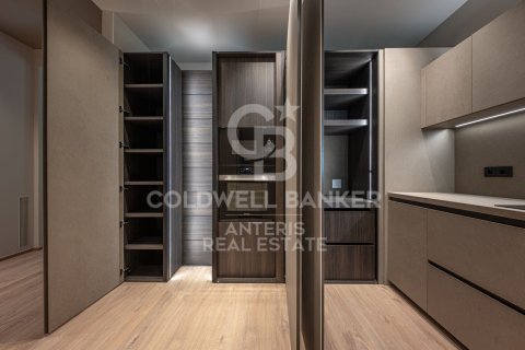 3 bedrooms apartment for sale in Barcelona, Catalonia, Spain № 7764 - photo 5
