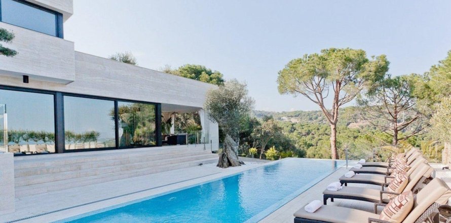 5 bedrooms house for sale in Sant Andreu de Llavaneres, Barcelona, Catalonia, Spain № 3585