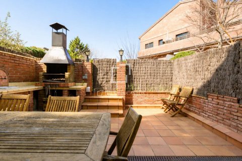 4 bedrooms villa for sale in Sant Cugat Del Valles, Barcelona, Catalonia, Spain № 6418 - photo 12