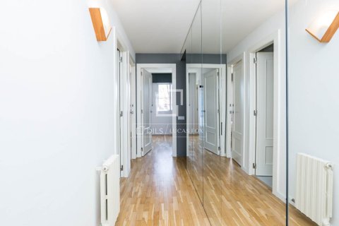 4 bedrooms villa for sale in Sant Cugat Del Valles, Barcelona, Catalonia, Spain № 6418 - photo 15