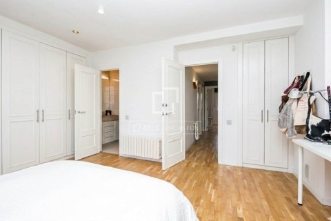 4 bedrooms villa for sale in Sant Cugat Del Valles, Barcelona, Catalonia, Spain № 6418 - photo 16