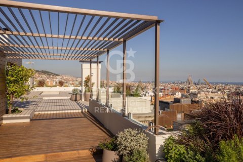 4 bedrooms penthouse for sale in Barcelona, Catalonia, Spain № 5439 - photo 11