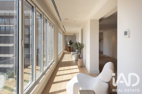 Купить квартиру в Барселона, Испания с 3 спальни, 279м², № 8370 - фото 11